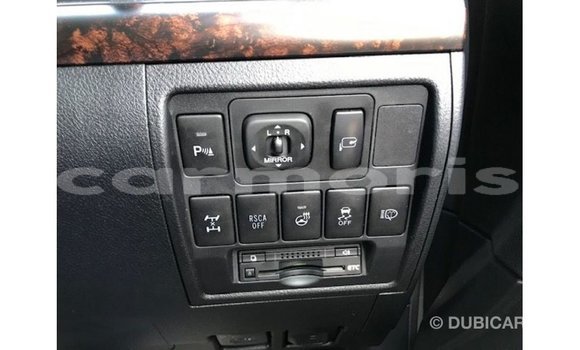 Buy Import Toyota Land Cruiser White Car in Import - Dubai in Agalega Islands Buy Import Toyota Land Cruiser White Car in Import - Dubai in Agalega Islands