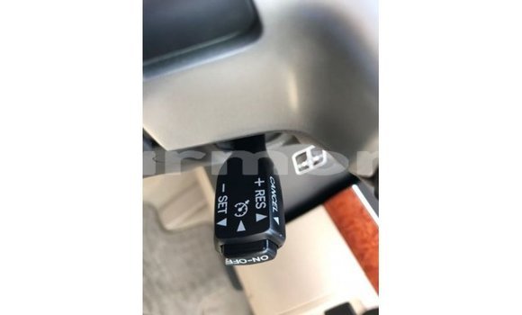 Acheter Import Voiture Toyota Land Cruiser Noir à Import - Dubai, Îles Agalega Acheter Import Voiture Toyota Land Cruiser Noir à Import - Dubai, Îles Agalega