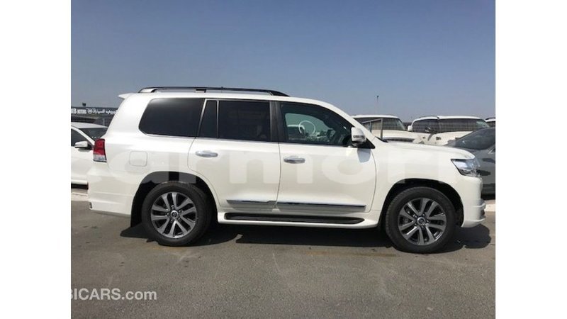 Big with watermark toyota land cruiser agalega islands import dubai 3472