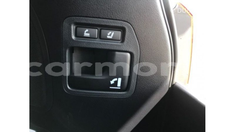 Big with watermark toyota land cruiser agalega islands import dubai 3472