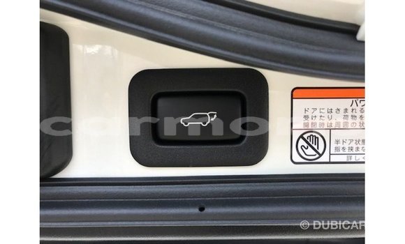 Acheter Import Voiture Toyota Land Cruiser Blanc à Import - Dubai, Îles Agalega Acheter Import Voiture Toyota Land Cruiser Blanc à Import - Dubai, Îles Agalega