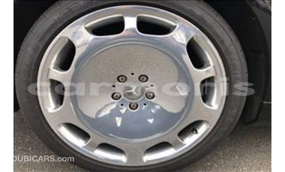 Acheter Import Voiture Mercedes-Benz 190 Noir à Import - Dubai, Îles Agalega Acheter Import Voiture Mercedes-Benz 190 Noir à Import - Dubai, Îles Agalega