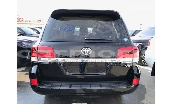 Acheter Import Voiture Toyota Land Cruiser Noir à Import - Dubai, Îles Agalega Acheter Import Voiture Toyota Land Cruiser Noir à Import - Dubai, Îles Agalega