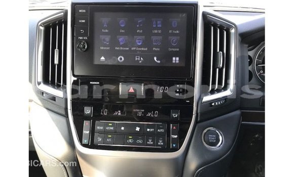 Buy Import Toyota Land Cruiser White Car in Import - Dubai in Agalega Islands Buy Import Toyota Land Cruiser White Car in Import - Dubai in Agalega Islands