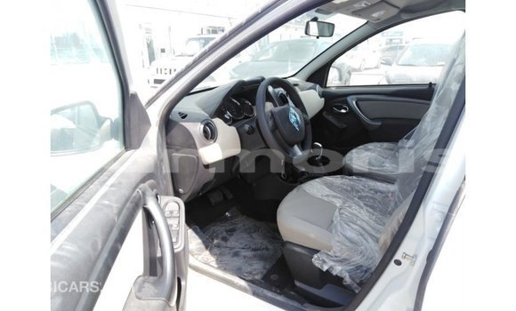 Buy Import Renault Duster White Car in Import - Dubai in Agalega Islands Buy Import Renault Duster White Car in Import - Dubai in Agalega Islands