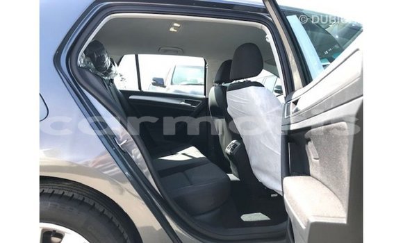 Acheter Import Voiture Volkswagen Golf Autre à Import - Dubai, Îles Agalega Acheter Import Voiture Volkswagen Golf Autre à Import - Dubai, Îles Agalega