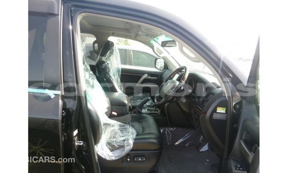 Buy Import Toyota Land Cruiser Black Car in Import - Dubai in Agalega Islands Buy Import Toyota Land Cruiser Black Car in Import - Dubai in Agalega Islands