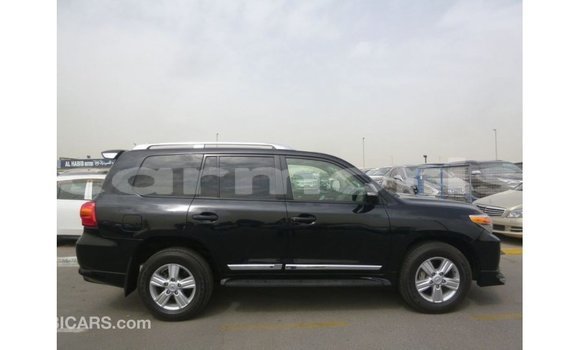 Buy Import Toyota Land Cruiser Black Car in Import - Dubai in Agalega Islands Buy Import Toyota Land Cruiser Black Car in Import - Dubai in Agalega Islands