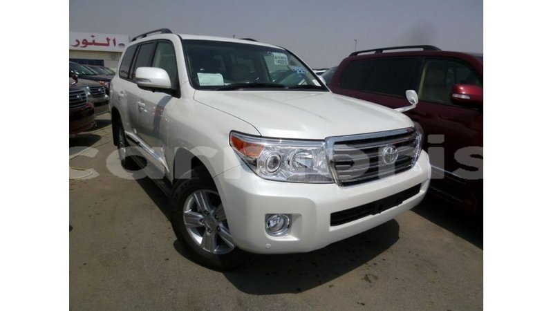 Big with watermark toyota land cruiser agalega islands import dubai 3495