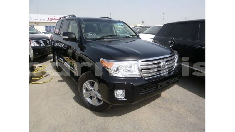 Big with watermark toyota land cruiser agalega islands import dubai 3499