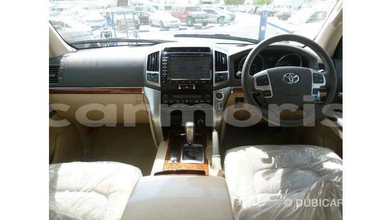 Big with watermark toyota land cruiser agalega islands import dubai 3499