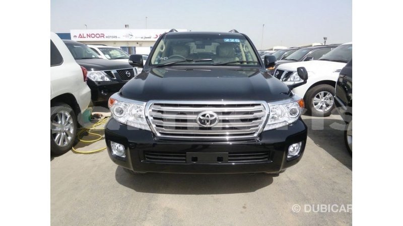 Big with watermark toyota land cruiser agalega islands import dubai 3499