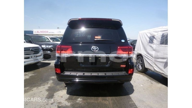 Big with watermark toyota land cruiser agalega islands import dubai 3507