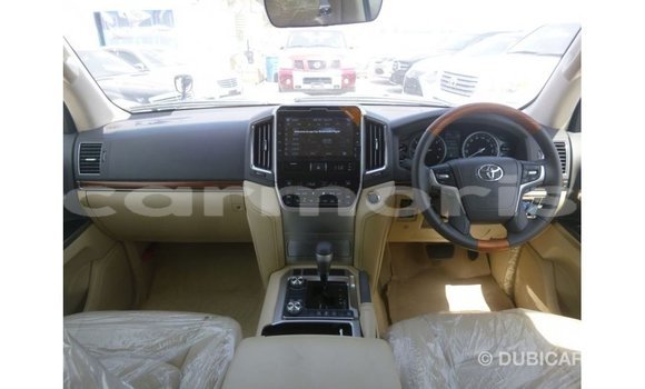 Acheter Import Voiture Toyota Land Cruiser Noir à Import - Dubai, Îles Agalega Acheter Import Voiture Toyota Land Cruiser Noir à Import - Dubai, Îles Agalega