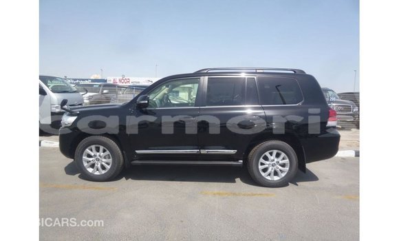 Acheter Import Voiture Toyota Land Cruiser Noir à Import - Dubai, Îles Agalega Acheter Import Voiture Toyota Land Cruiser Noir à Import - Dubai, Îles Agalega