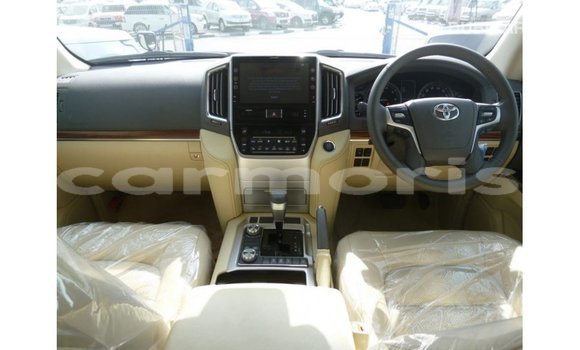 Acheter Import Voiture Toyota Land Cruiser Noir à Import - Dubai, Îles Agalega Acheter Import Voiture Toyota Land Cruiser Noir à Import - Dubai, Îles Agalega