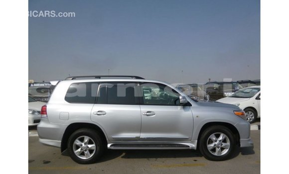 Acheter Import Voiture Toyota Land Cruiser Autre à Import - Dubai, Îles Agalega Acheter Import Voiture Toyota Land Cruiser Autre à Import - Dubai, Îles Agalega