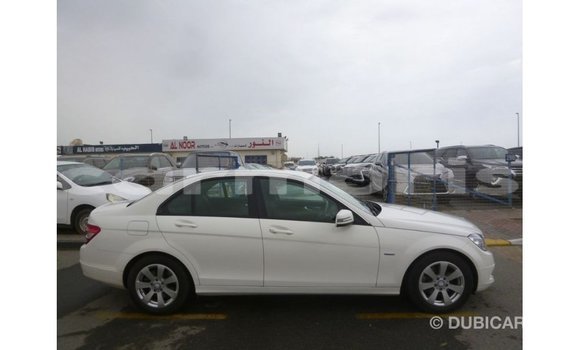 Buy Import Mercedes-Benz 200 White Car in Import - Dubai in Agalega Islands Buy Import Mercedes-Benz 200 White Car in Import - Dubai in Agalega Islands
