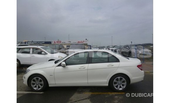 Buy Import Mercedes-Benz 200 White Car in Import - Dubai in Agalega Islands Buy Import Mercedes-Benz 200 White Car in Import - Dubai in Agalega Islands