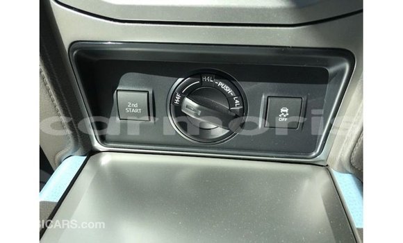 Acheter Import Voiture Toyota Prado Blanc à Import - Dubai, Îles Agalega Acheter Import Voiture Toyota Prado Blanc à Import - Dubai, Îles Agalega