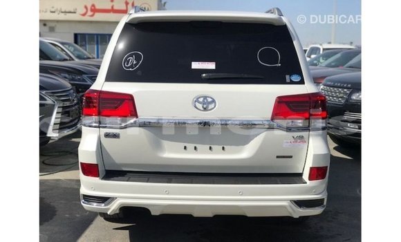 Acheter Import Voiture Toyota Land Cruiser Blanc à Import - Dubai, Îles Agalega Acheter Import Voiture Toyota Land Cruiser Blanc à Import - Dubai, Îles Agalega