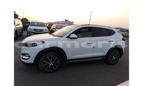 Buy Import Hyundai Tucson White Car in Import - Dubai in Agalega Islands Buy Import Hyundai Tucson White Car in Import - Dubai in Agalega Islands