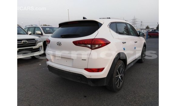Buy Import Hyundai Tucson White Car in Import - Dubai in Agalega Islands Buy Import Hyundai Tucson White Car in Import - Dubai in Agalega Islands