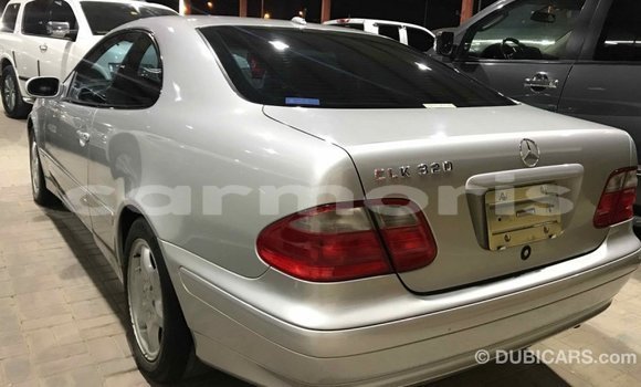 Buy Import Mercedes-Benz 190 (W201) Other Car in Import - Dubai in Agalega Islands Buy Import Mercedes-Benz 190 (W201) Other Car in Import - Dubai in Agalega Islands