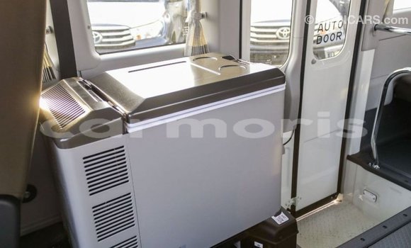 Acheter Import Voiture Toyota Coaster Blanc à Import - Dubai, Îles Agalega Acheter Import Voiture Toyota Coaster Blanc à Import - Dubai, Îles Agalega