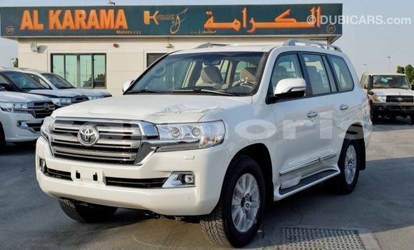 Acheter Import Voiture Toyota Land Cruiser Blanc à Import - Dubai, Îles Agalega Acheter Import Voiture Toyota Land Cruiser Blanc à Import - Dubai, Îles Agalega