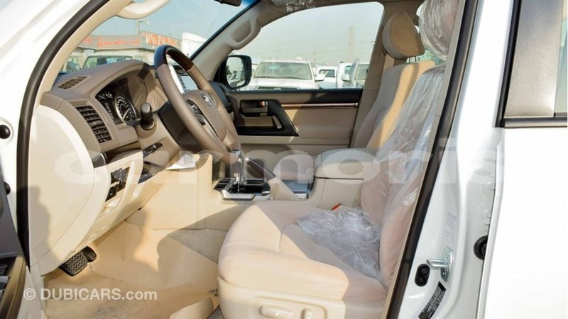 Big with watermark toyota land cruiser agalega islands import dubai 3563