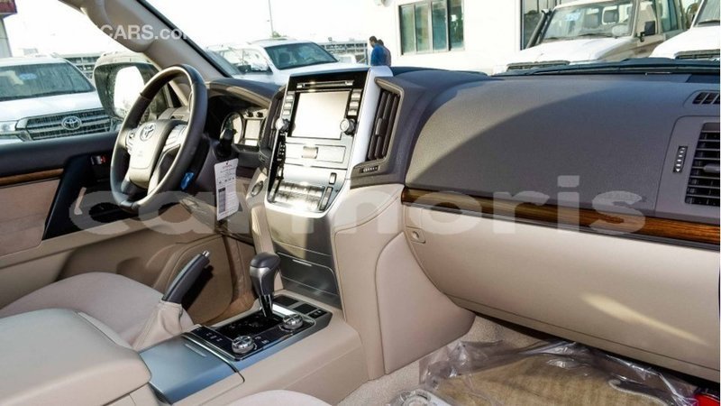 Big with watermark toyota land cruiser agalega islands import dubai 3563