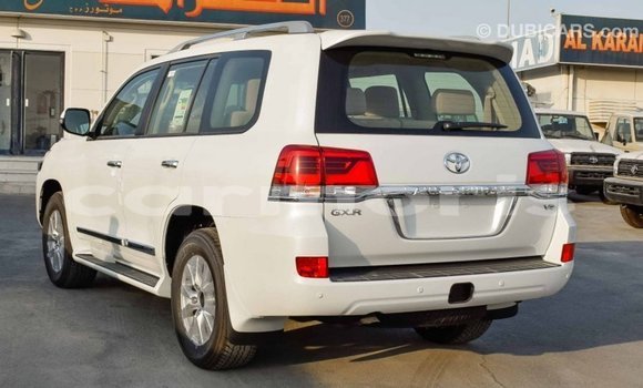 Acheter Import Voiture Toyota Land Cruiser Blanc à Import - Dubai, Îles Agalega Acheter Import Voiture Toyota Land Cruiser Blanc à Import - Dubai, Îles Agalega