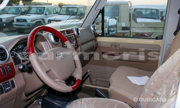 Buy Import Toyota Land Cruiser Beige Car in Import - Dubai in Agalega Islands Buy Import Toyota Land Cruiser Beige Car in Import - Dubai in Agalega Islands