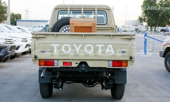 Buy Import Toyota Land Cruiser Beige Car in Import - Dubai in Agalega Islands Buy Import Toyota Land Cruiser Beige Car in Import - Dubai in Agalega Islands