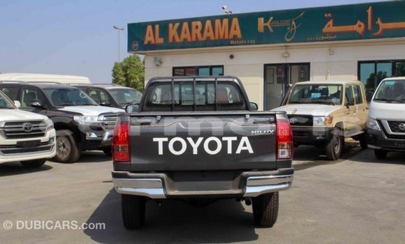 Acheter Import Voiture Toyota Hilux Autre à Import - Dubai, Îles Agalega Acheter Import Voiture Toyota Hilux Autre à Import - Dubai, Îles Agalega