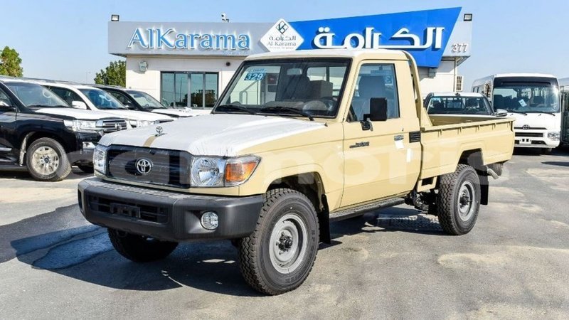 Big with watermark toyota land cruiser agalega islands import dubai 3582