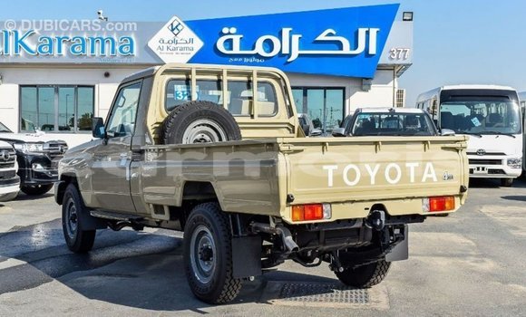 Acheter Import Voiture Toyota Land Cruiser Beige à Import - Dubai, Îles Agalega Acheter Import Voiture Toyota Land Cruiser Beige à Import - Dubai, Îles Agalega