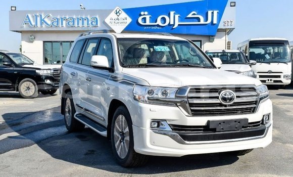 Acheter Import Voiture Toyota Land Cruiser Blanc à Import - Dubai, Îles Agalega Acheter Import Voiture Toyota Land Cruiser Blanc à Import - Dubai, Îles Agalega
