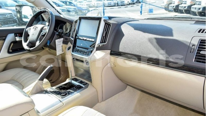 Big with watermark toyota land cruiser agalega islands import dubai 3593