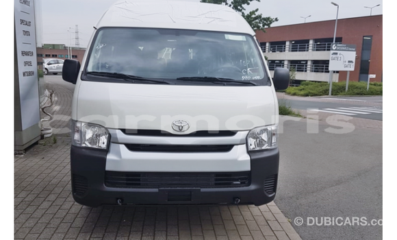 Buy Import Toyota Hiace White Car in Import - Dubai in Agalega Islands Buy Import Toyota Hiace White Car in Import - Dubai in Agalega Islands