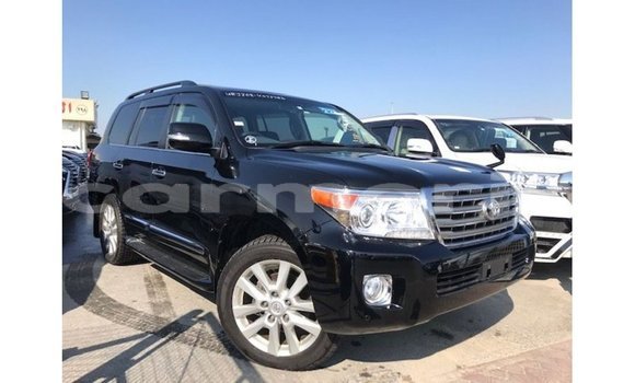 Acheter Import Voiture Toyota Land Cruiser Noir à Import - Dubai, Îles Agalega Acheter Import Voiture Toyota Land Cruiser Noir à Import - Dubai, Îles Agalega