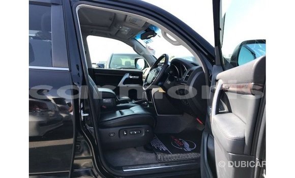 Acheter Import Voiture Toyota Land Cruiser Noir à Import - Dubai, Îles Agalega Acheter Import Voiture Toyota Land Cruiser Noir à Import - Dubai, Îles Agalega