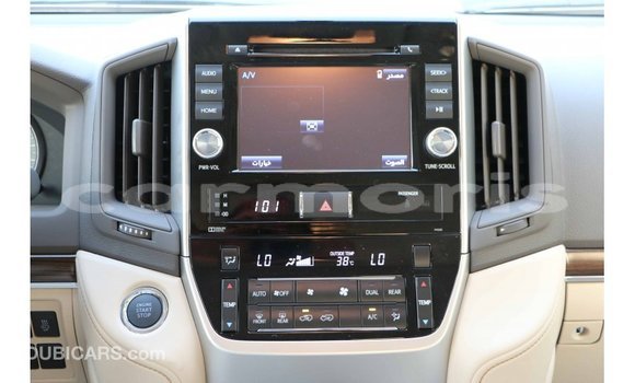 Buy Import Toyota Land Cruiser White Car in Import - Dubai in Agalega Islands Buy Import Toyota Land Cruiser White Car in Import - Dubai in Agalega Islands