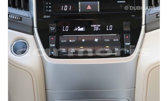 Buy Import Toyota Land Cruiser White Car in Import - Dubai in Agalega Islands Buy Import Toyota Land Cruiser White Car in Import - Dubai in Agalega Islands