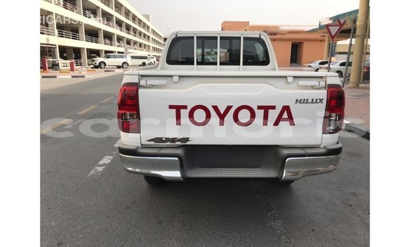 Buy Import Toyota Hilux White Car in Import - Dubai in Agalega Islands Buy Import Toyota Hilux White Car in Import - Dubai in Agalega Islands