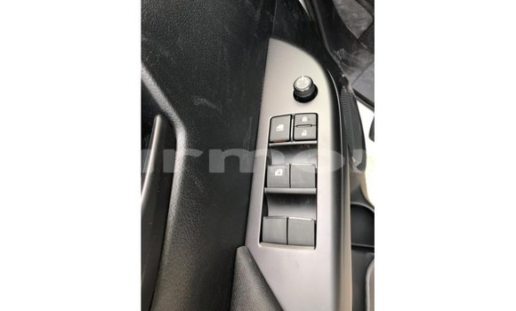 Buy Import Toyota Hilux White Car in Import - Dubai in Agalega Islands Buy Import Toyota Hilux White Car in Import - Dubai in Agalega Islands
