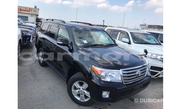 Acheter Import Voiture Toyota Land Cruiser Noir à Import - Dubai, Îles Agalega Acheter Import Voiture Toyota Land Cruiser Noir à Import - Dubai, Îles Agalega