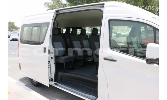 Buy Import Toyota Hiace White Car in Import - Dubai in Agalega Islands Buy Import Toyota Hiace White Car in Import - Dubai in Agalega Islands