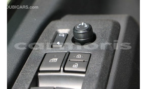 Buy Import Toyota Hiace White Car in Import - Dubai in Agalega Islands Buy Import Toyota Hiace White Car in Import - Dubai in Agalega Islands